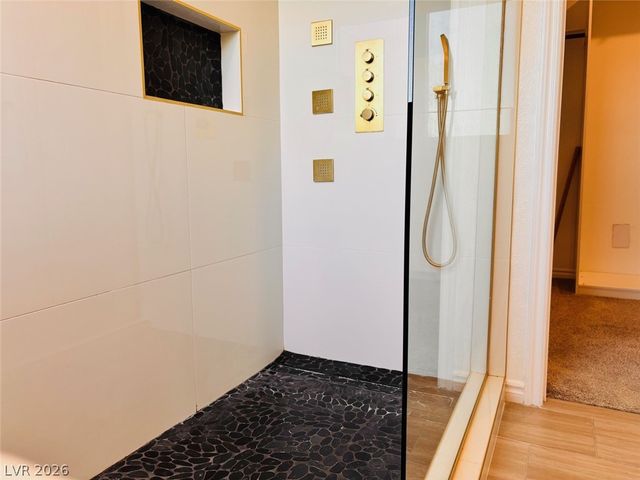 9565 Camelback Creek Drive, Las Vegas, NV 89178