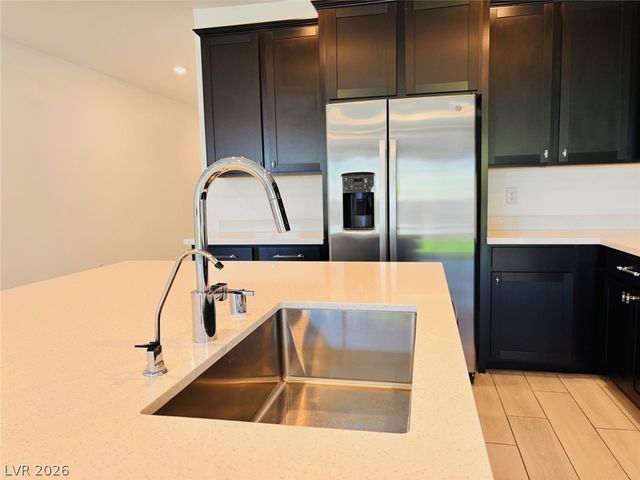 9565 Camelback Creek Drive, Las Vegas, NV 89178