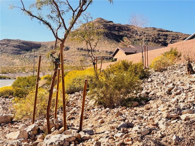 9565 Camelback Creek Drive, Las Vegas, NV 89178