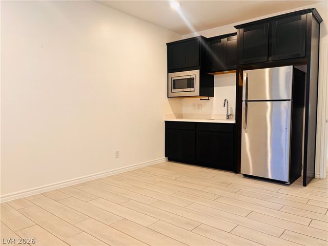 9565 Camelback Creek Drive, Las Vegas, NV 89178