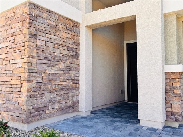 9565 Camelback Creek Drive, Las Vegas, NV 89178