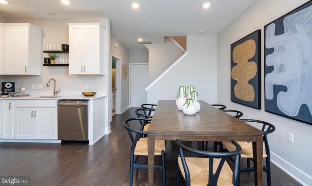 126 LEONA STEWART LN, Pennington, NJ 08534