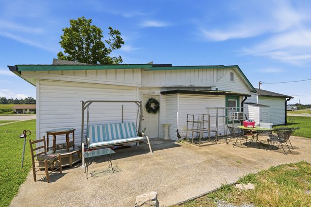 4806 Nashville Rd, Franklin, KY 42134