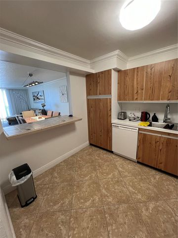 2301 S Ocean Drive 506, Hollywood, FL 33019