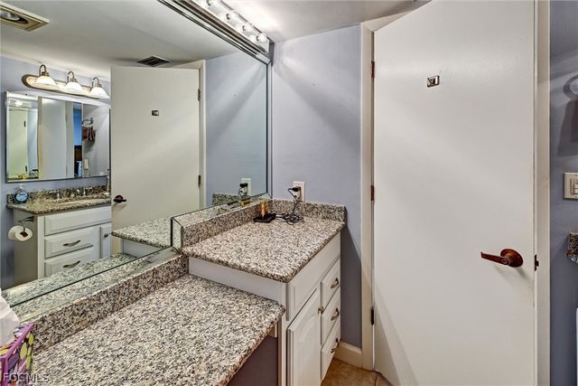 4821 S Landings DR 106, Fort Myers, FL 33919