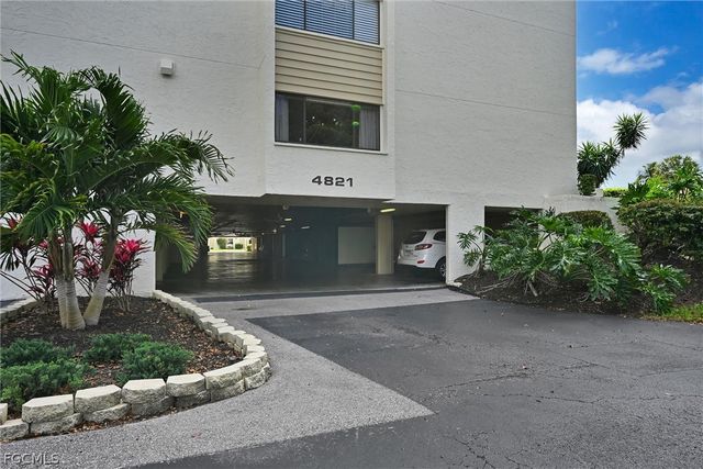 4821 S Landings DR 106, Fort Myers, FL 33919