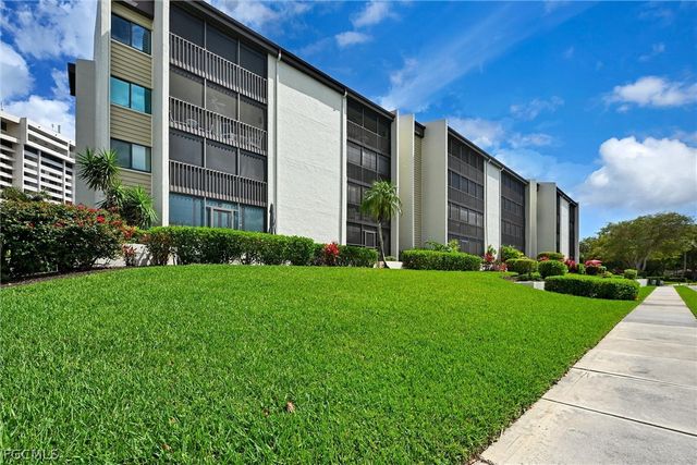 4821 S Landings DR 106, Fort Myers, FL 33919