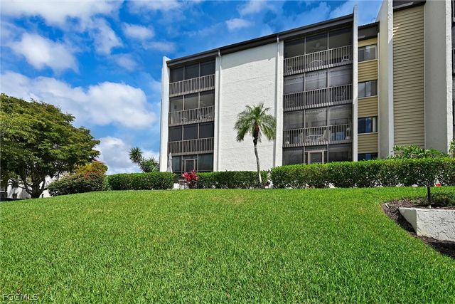 4821 S Landings DR 106, Fort Myers, FL 33919