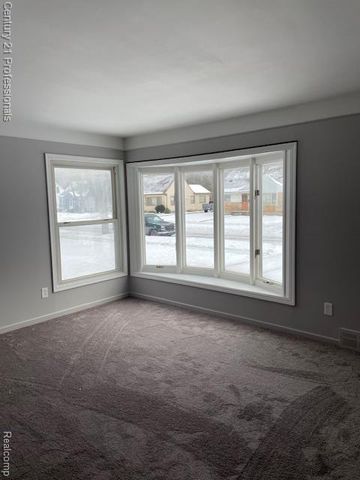 32468 Rosslyn Avenue, Garden City, MI 48135