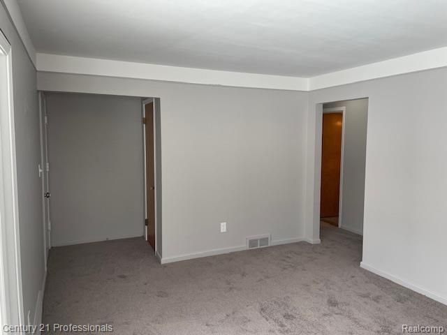 32468 Rosslyn Avenue, Garden City, MI 48135