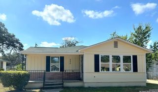 250 Rosemont Dr, San Antonio, TX 78228
