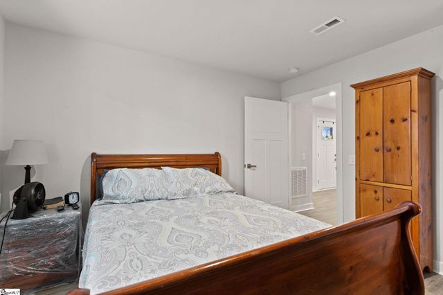 219 Bending Branch Road, Greenville, SC 29605