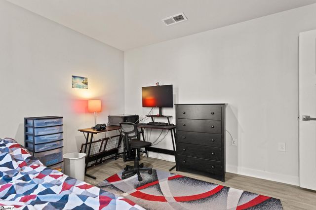 219 Bending Branch Road, Greenville, SC 29605