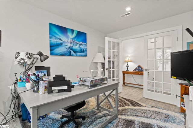 219 Bending Branch Road, Greenville, SC 29605