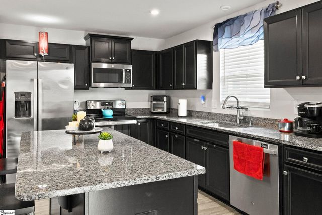 219 Bending Branch Road, Greenville, SC 29605