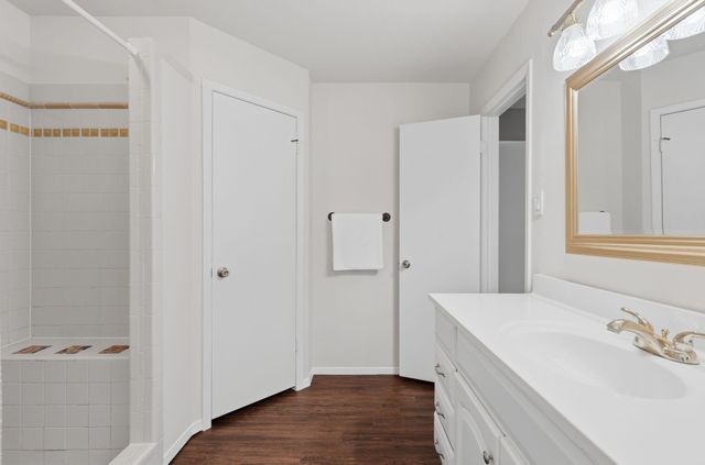 11 Rock Pine Court, The Woodlands, TX 77381