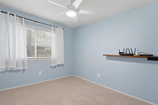 11 Rock Pine Court, The Woodlands, TX 77381