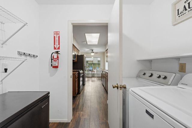 11 Rock Pine Court, The Woodlands, TX 77381