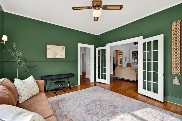 906 College Drive, Gaffney, SC 29340