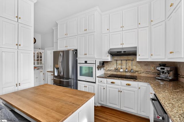 906 College Drive, Gaffney, SC 29340