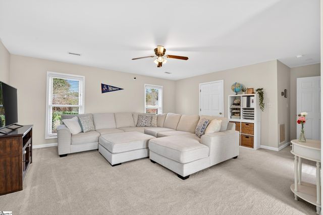 906 College Drive, Gaffney, SC 29340