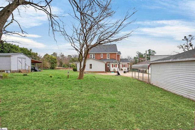 906 College Drive, Gaffney, SC 29340