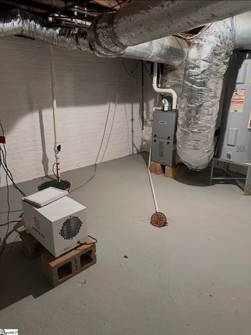 906 College Drive, Gaffney, SC 29340