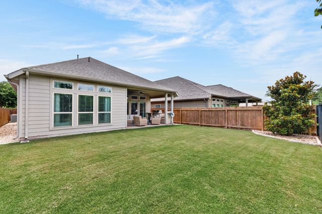 209 Lacey Oak LOOP, San Marcos, TX 78666