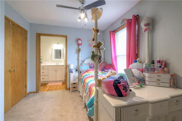 12448 NW Blackwood Drive, Adrian, MO 64720