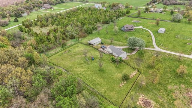 12448 NW Blackwood Drive, Adrian, MO 64720