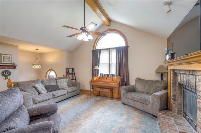 12448 NW Blackwood Drive, Adrian, MO 64720