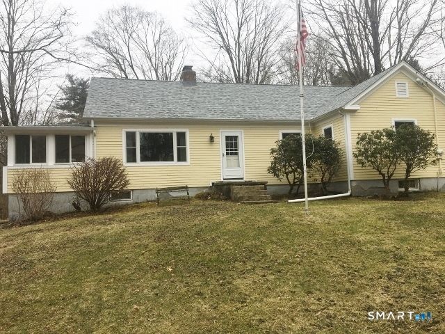 14 Apple Tree Lane, Woodbridge, CT 06525