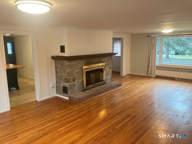 14 Apple Tree Lane, Woodbridge, CT 06525