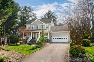 305 Woodview Court, Fletcher, NC 28732