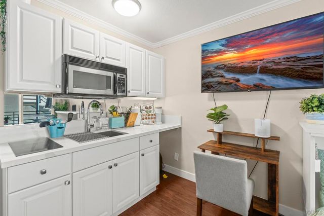 1021 Scott St 103, San Diego, CA 92106