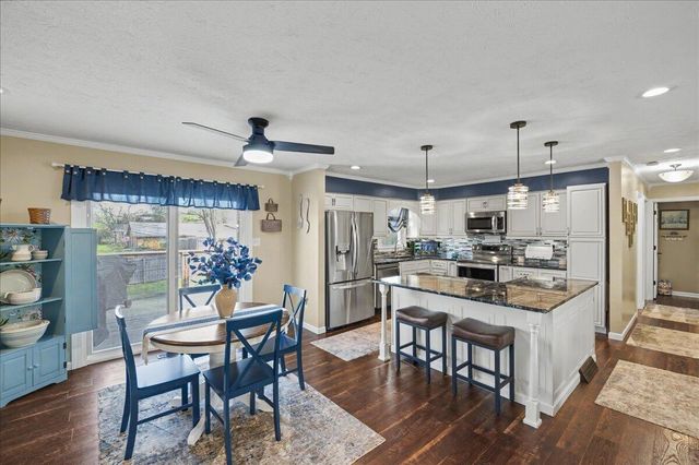 228 Holiday Road, Winchester, KY 40391