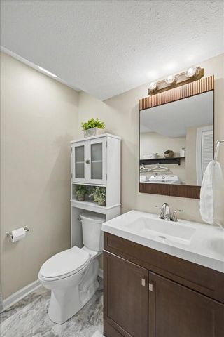 228 Holiday Road, Winchester, KY 40391