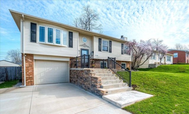 228 Holiday Road, Winchester, KY 40391