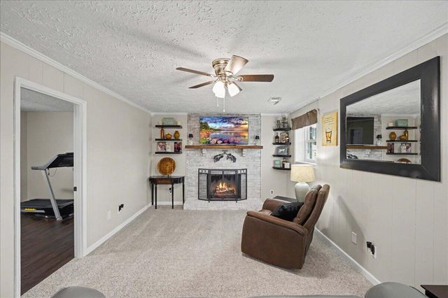 228 Holiday Road, Winchester, KY 40391