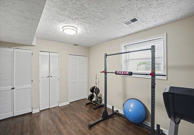 228 Holiday Road, Winchester, KY 40391