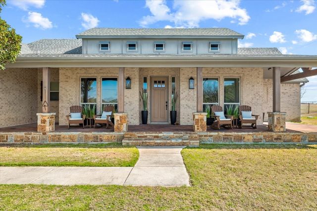 570 S Point Court, Aledo, TX 76008