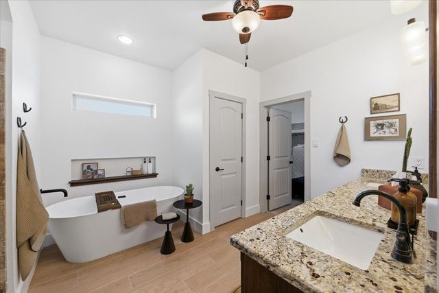 570 S Point Court, Aledo, TX 76008
