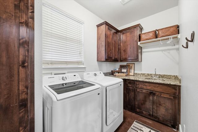 570 S Point Court, Aledo, TX 76008