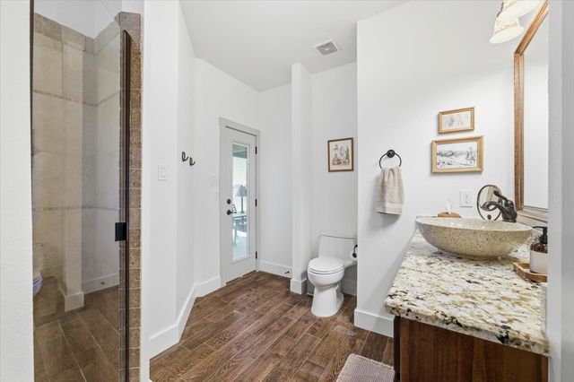 570 S Point Court, Aledo, TX 76008