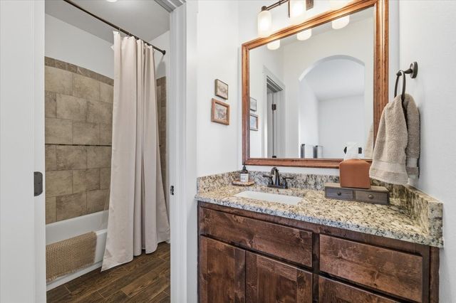 570 S Point Court, Aledo, TX 76008