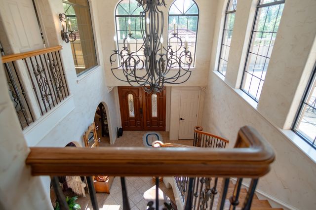 408 Rainey Street, Bonham, TX 75418