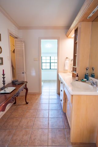 408 Rainey Street, Bonham, TX 75418