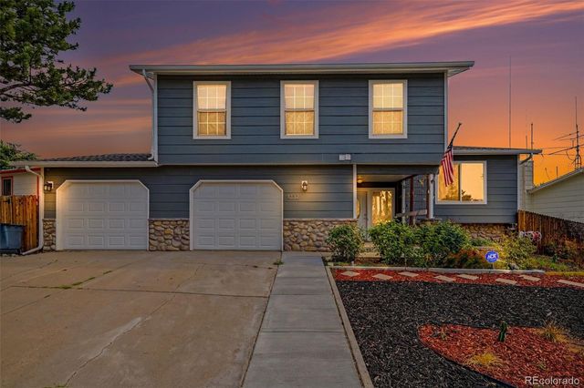 1032 S Ventura Way, Aurora, CO 80017