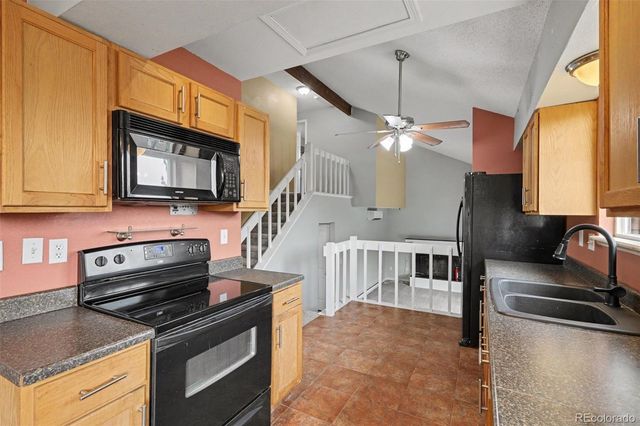 1032 S Ventura Way, Aurora, CO 80017