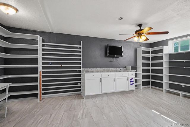1032 S Ventura Way, Aurora, CO 80017
